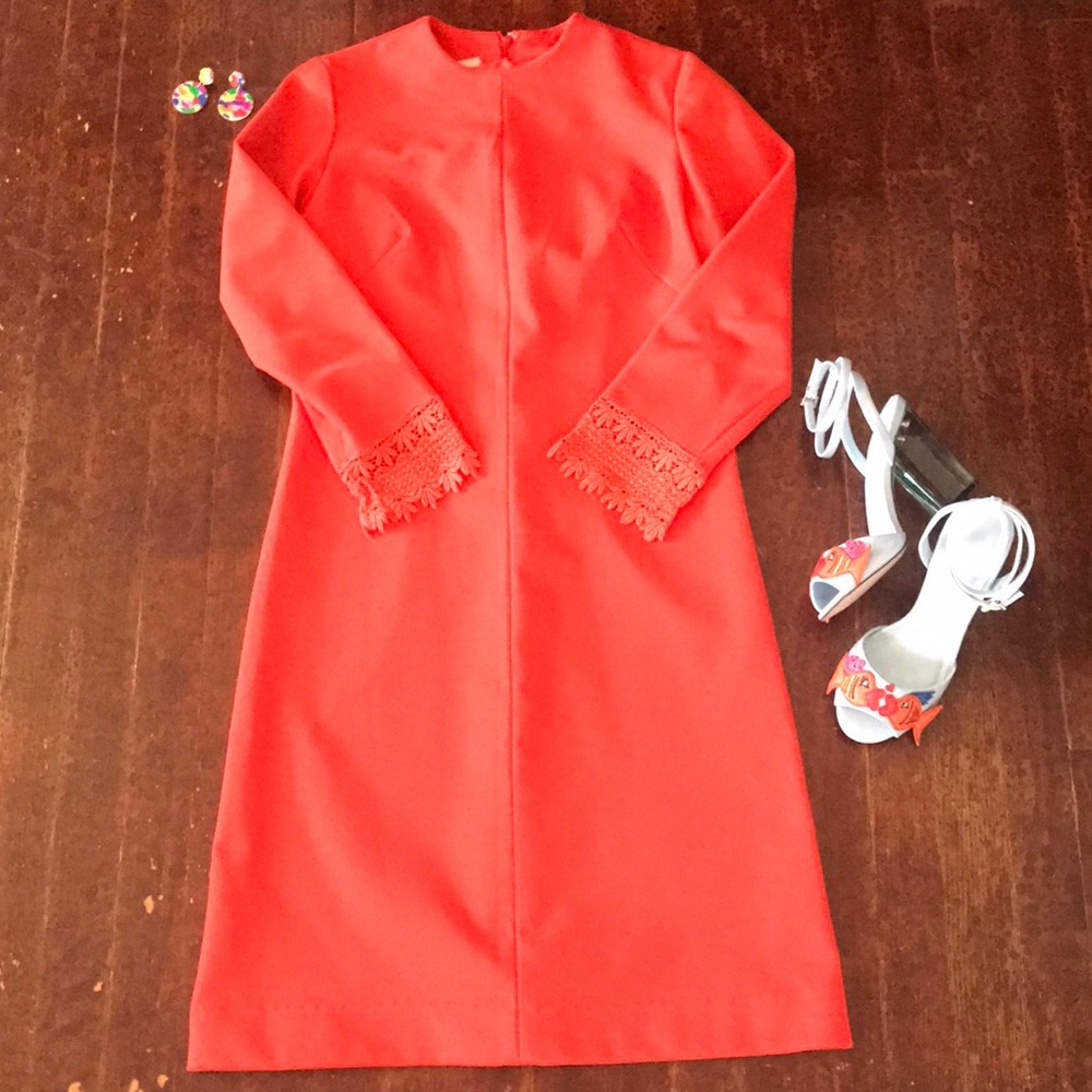 Mod vintage bright orange shift dress!